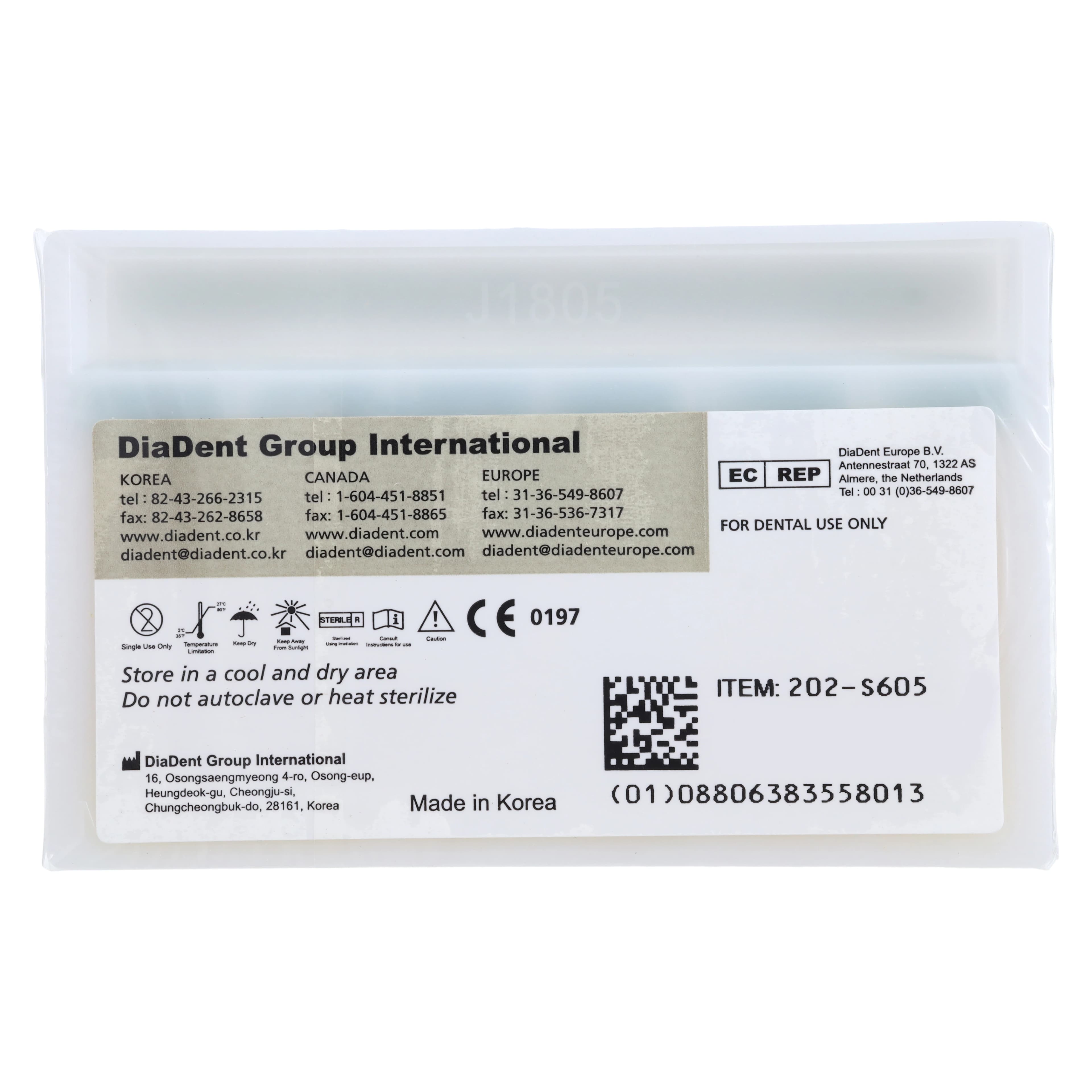 DiaDent Absorbent Paper Points, Coarse, Green, .02 Taper, Non-Marked, Spill-Proof Box of 200 thumbnail 2