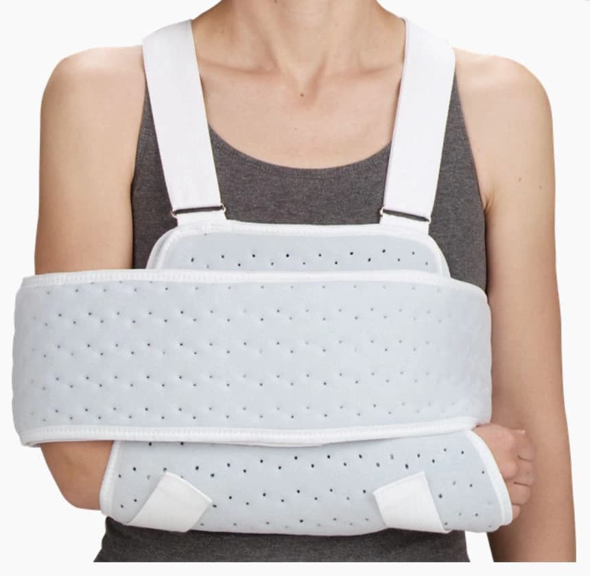 DeRoyal Deluxe Immobilizer Sling & Swathe, Pediatric, Lightweight Perforated Foam, 9x16.5" Pouch - Sling & Swathe Ped Univ - Image 1
