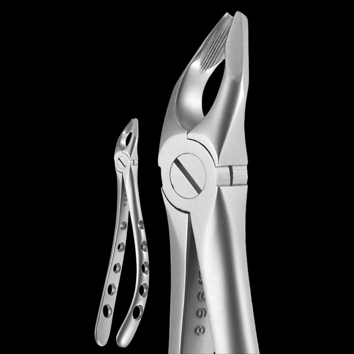 A. Titan Instruments X-TRAC Upper Universal Extracting Forceps, Beveled Beak, Serrated, Stainless Steel, Size 3508T, 1/Pk - Upper Universal Beveled Beak X-TRAC Forceps - Image 1