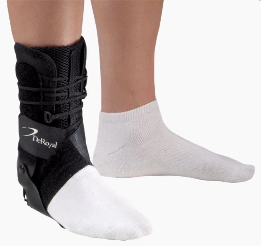 DeRoyal Element Support Ankle Brace, Medium, Right, Men's 8-12 / Women's 9.5-13.5 - Brace Orthopedic Element Ank - Image 1