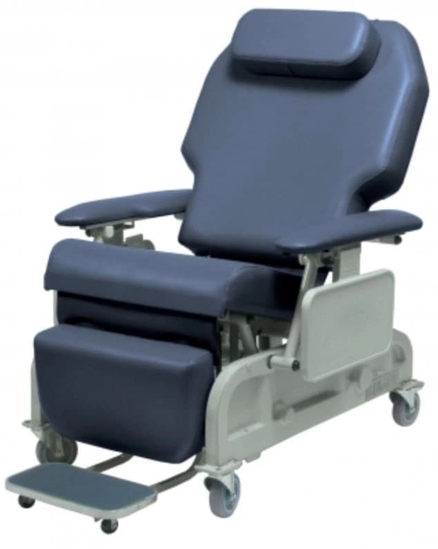 Lumex Clinical Care Bariatric Electric Recliner, 700 lb Capacity, Steel Frame, Blue Ridge - Recliner Bariatr Elec 700LbCap - Image 1