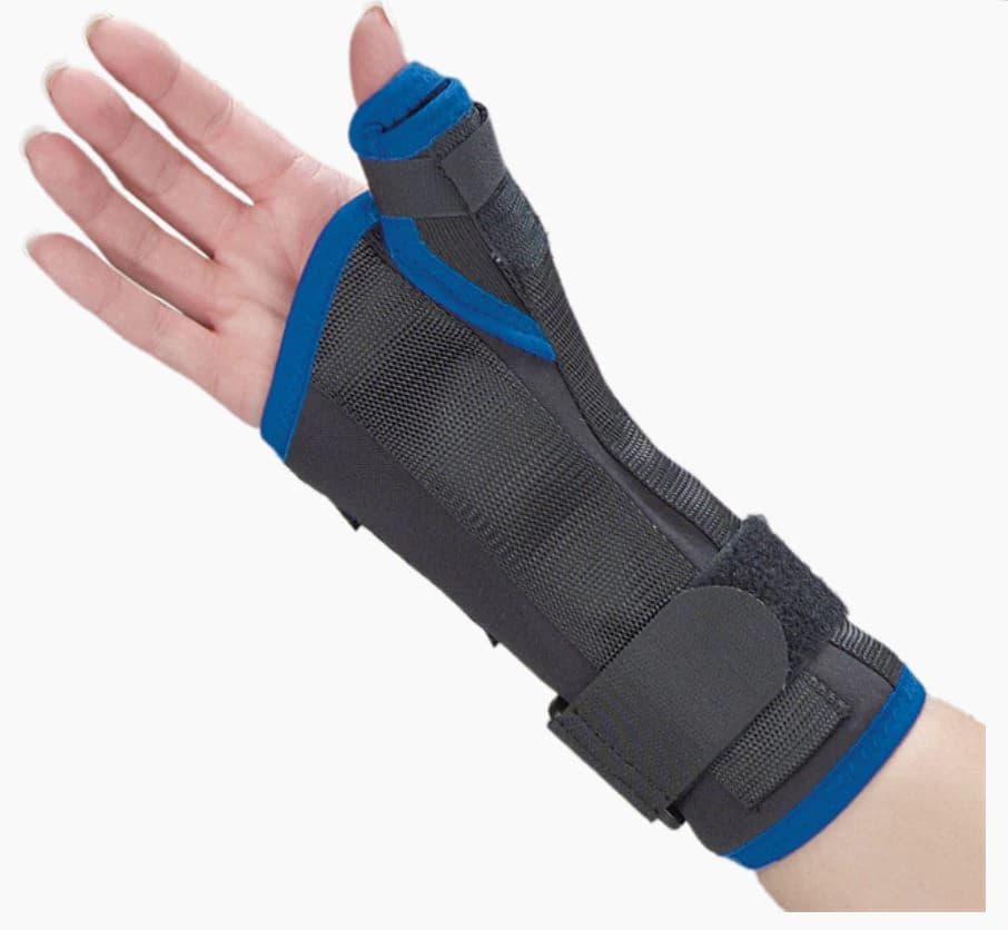 DeRoyal Premium Support Splint Wrist/Thumb, Small, Right, 8" - Splint Wrist Small Right - Image 1