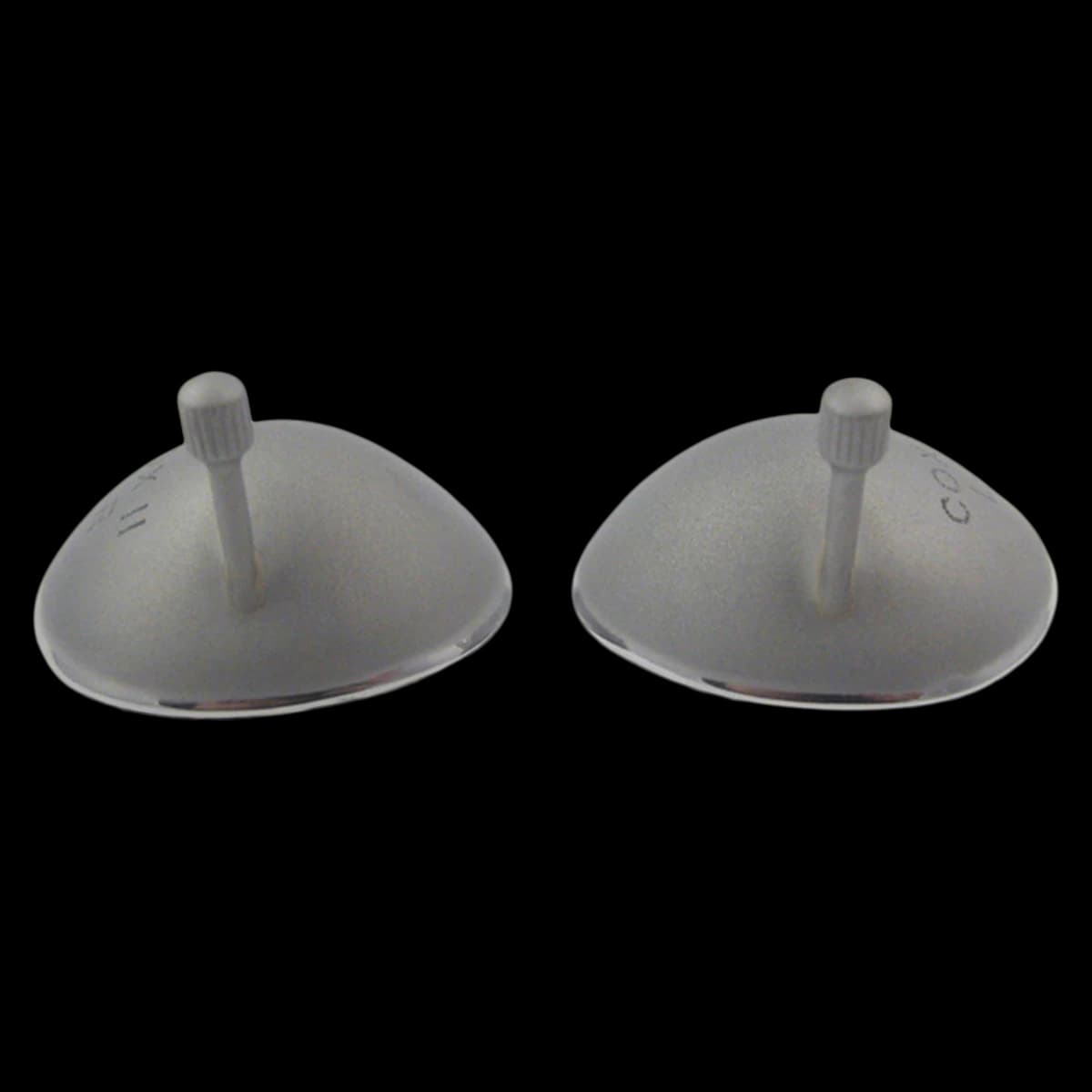 Cox IIH Small Single Eye Shield, Silver, 24x21mm - Shield Eye CoxIIH 24x21mm - Image 1