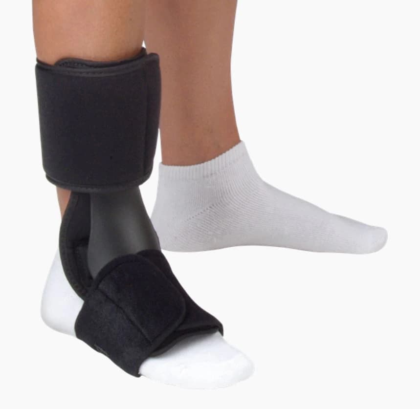 DeRoyal Dorsal Night Splint, Adult, Neoprene/Thermoplastic, Small/Medium, Men 4-9 / Women 5-10 - Splint Dorsal Night - Image 1