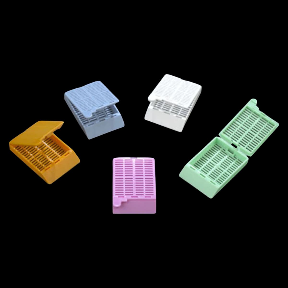 Globe Scientific Tissue Embedding Cassette with Attached Lid, Pink, 35° Writing Area, Rectangular, 1000/Case - Cassette Tissue Lid 35° Angle - Image 1