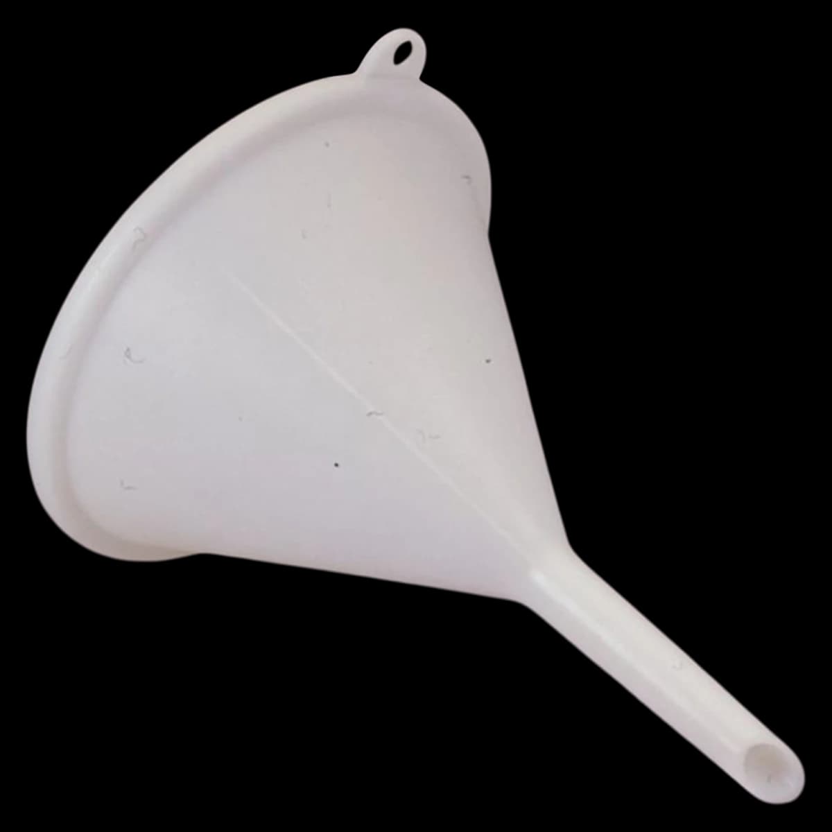 Nalgene Large Funnel, HDPE, White, 11" Diameter, 4 qt Capacity, No Closure, Each - Funnel Lg 11" Dia Cap Hdpe - Image 1