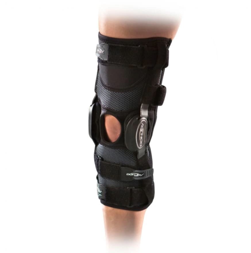 DJO Playmaker II FourcePoint Spacer Knee Brace, Adult Neoprene, 2X-Large (26.5-29.5") - Brace Knee Playmaker II - Image 1