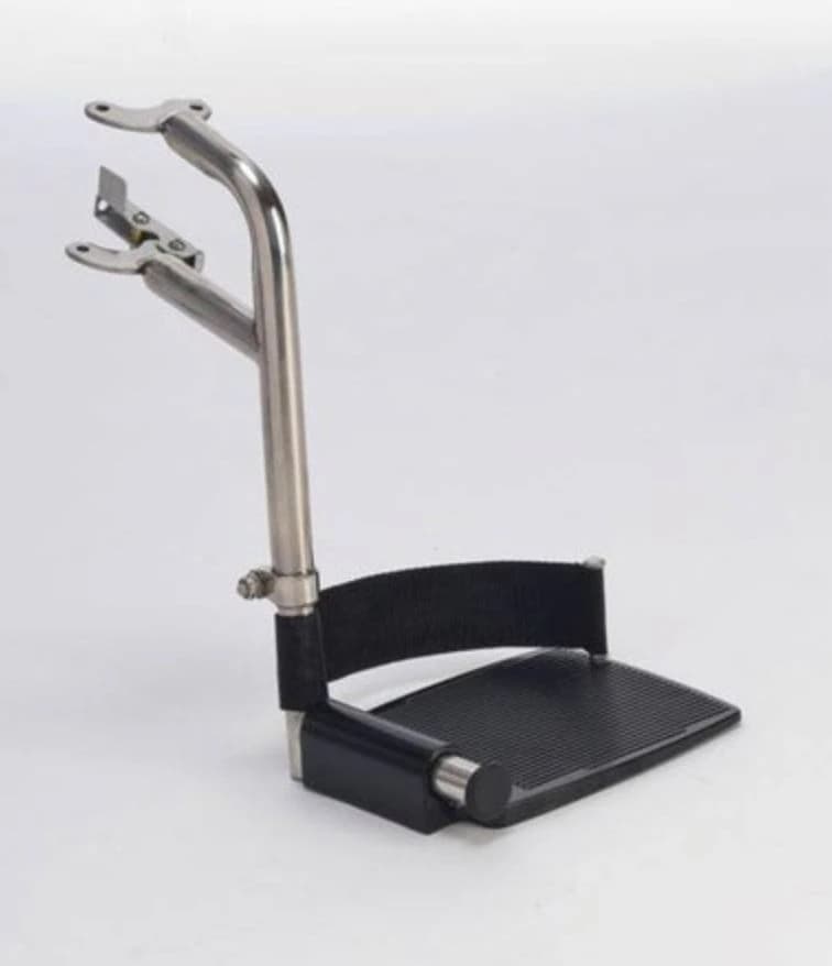 Marketlab Footrest Right for 18-24" Wheelchair, Replacement - Footrest Right f/18-24" Whlchr - Image 1