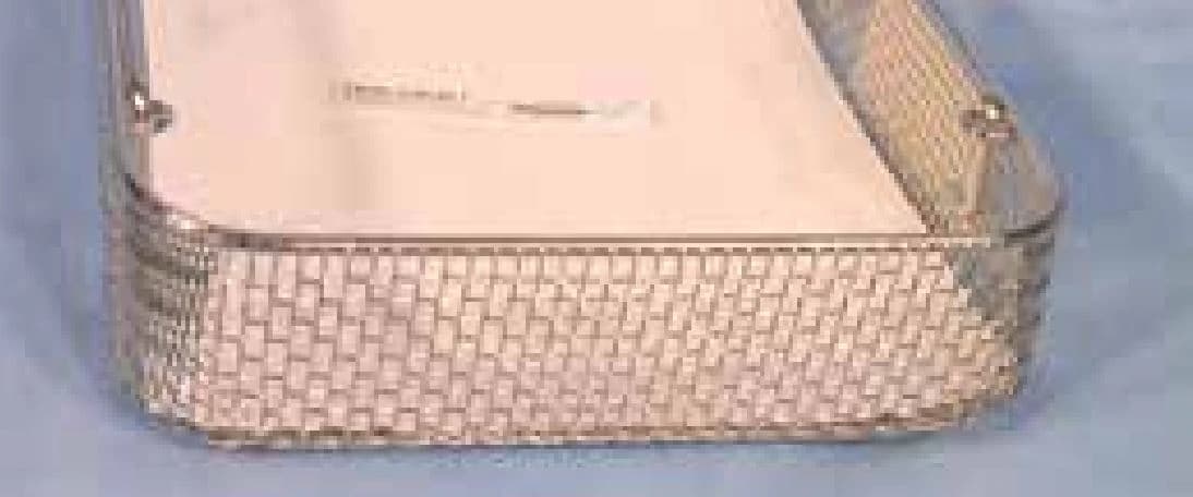 Healthmark UnderGuard Tray Liner Paper, 18 in x 24 in, 600/Case - Liner Tray Paper Underguard - Image 1
