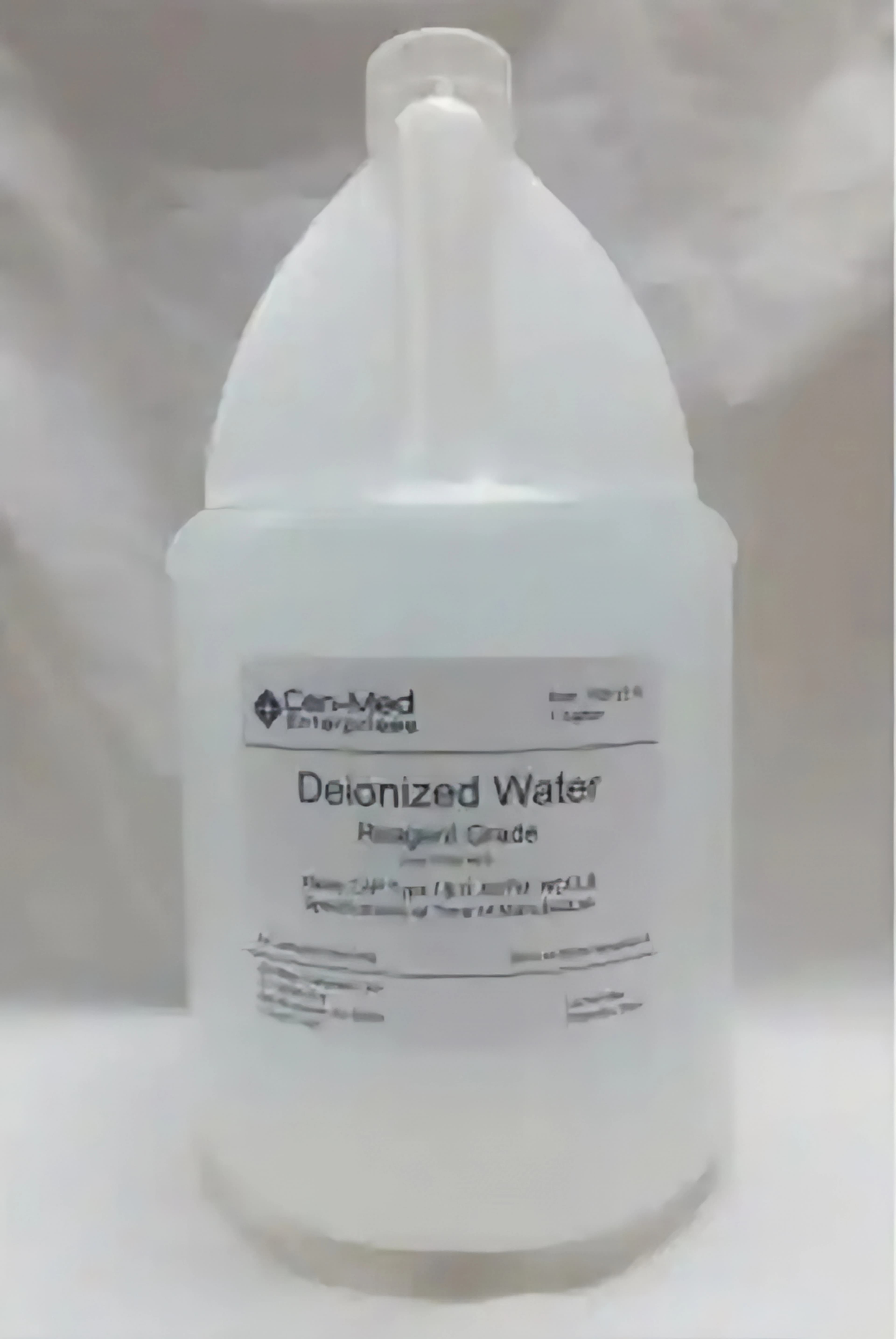 Cenmed Enterprises Deionized Water, 1 Gallon Bottle, 4/Case - Water Deionized 1 Gal - Image 1
