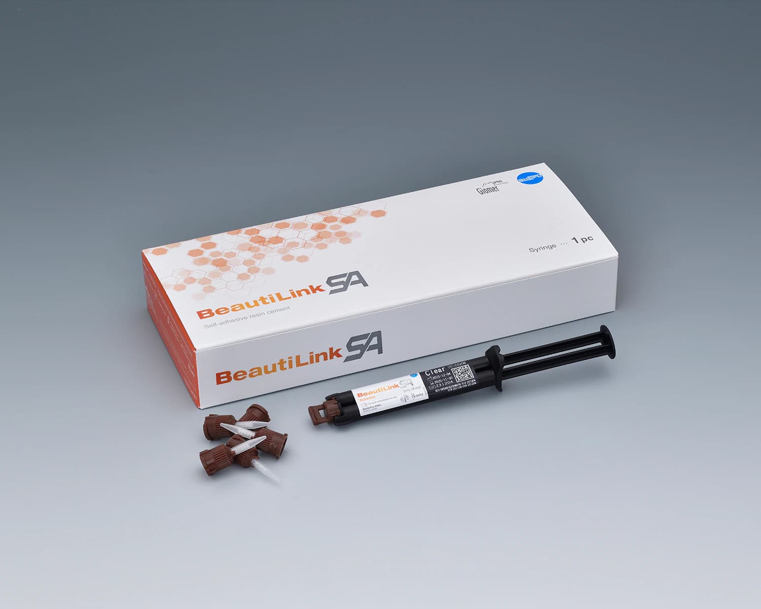 Shofu BeautiLink SA Self-Adhesive Dual-Cure Resin Cement, Clear, 5 mL (8.6 g) Automix Syringe, 1/Pk, C0203 - BeautiLink SA Auto-Mixing Syringe, Clear 8.6g - Image 1