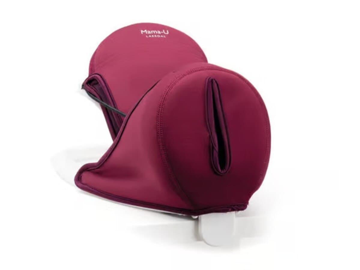 Laerdal Mama-U Uterus Portable Postpartum Trainer, Female, with Shoulder Bag - TRAINER MAMAU PSTPRTUM UTERUS - Image 1