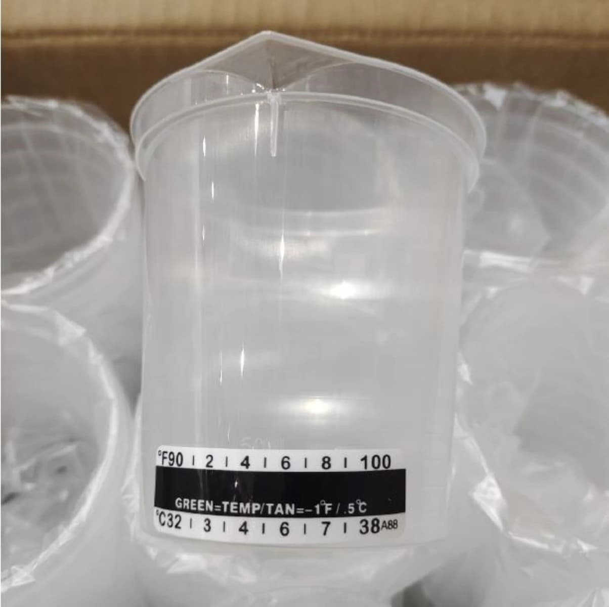 Abbott Beaker Cup with Temperature Strip, 240mL, Plastic, Non-Sterile, Clear, 25/Bag, 20 Bags/Case - Abbott Beaker cup w/tempera st - Image 1