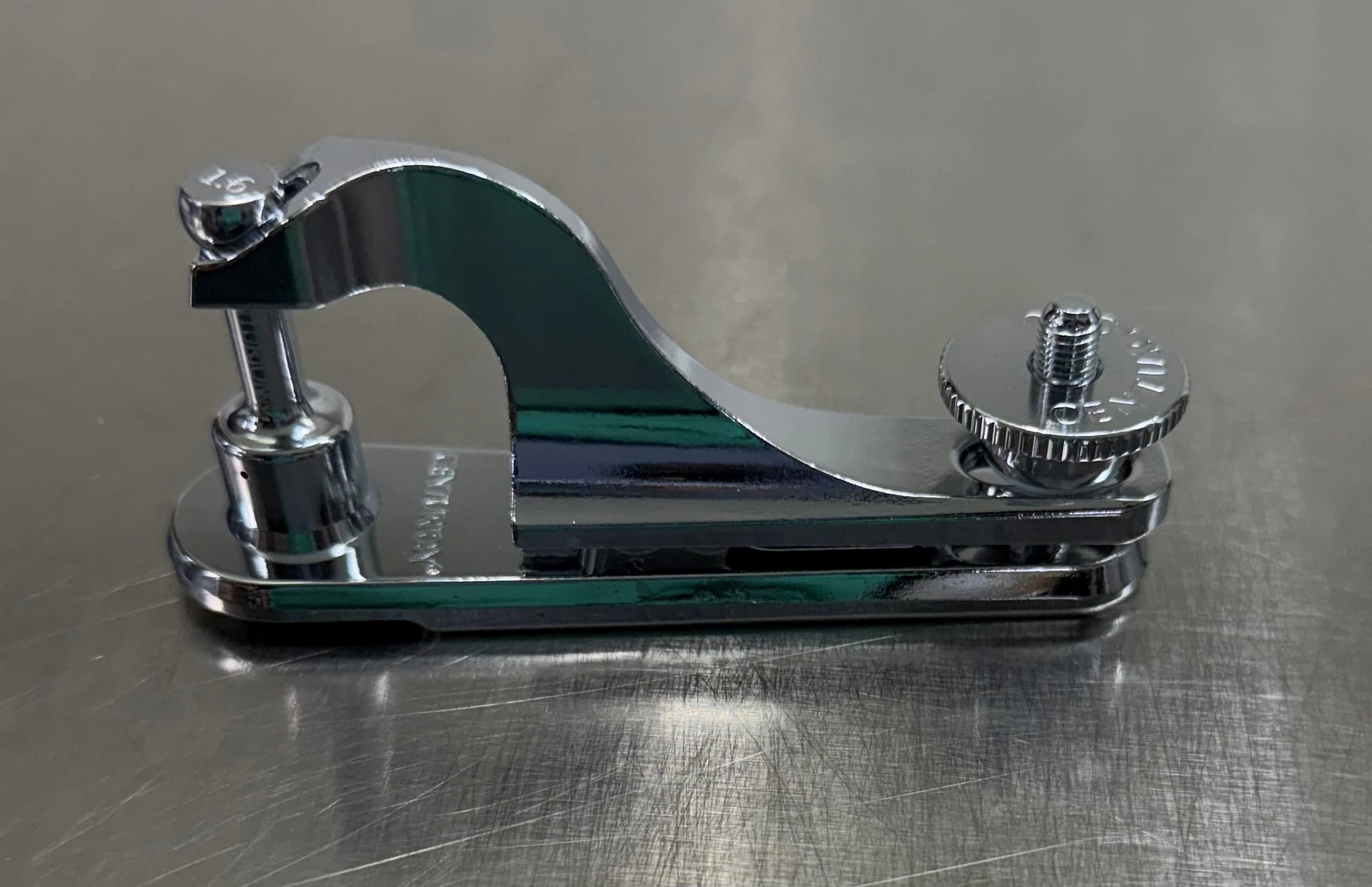 Centurion Circumcision Clamp with Bell, 1.6cm, Stainless Steel, Sterile, Disposable, 12/Case - CLAMP CIRCUMCISION W/BELL - Image 1