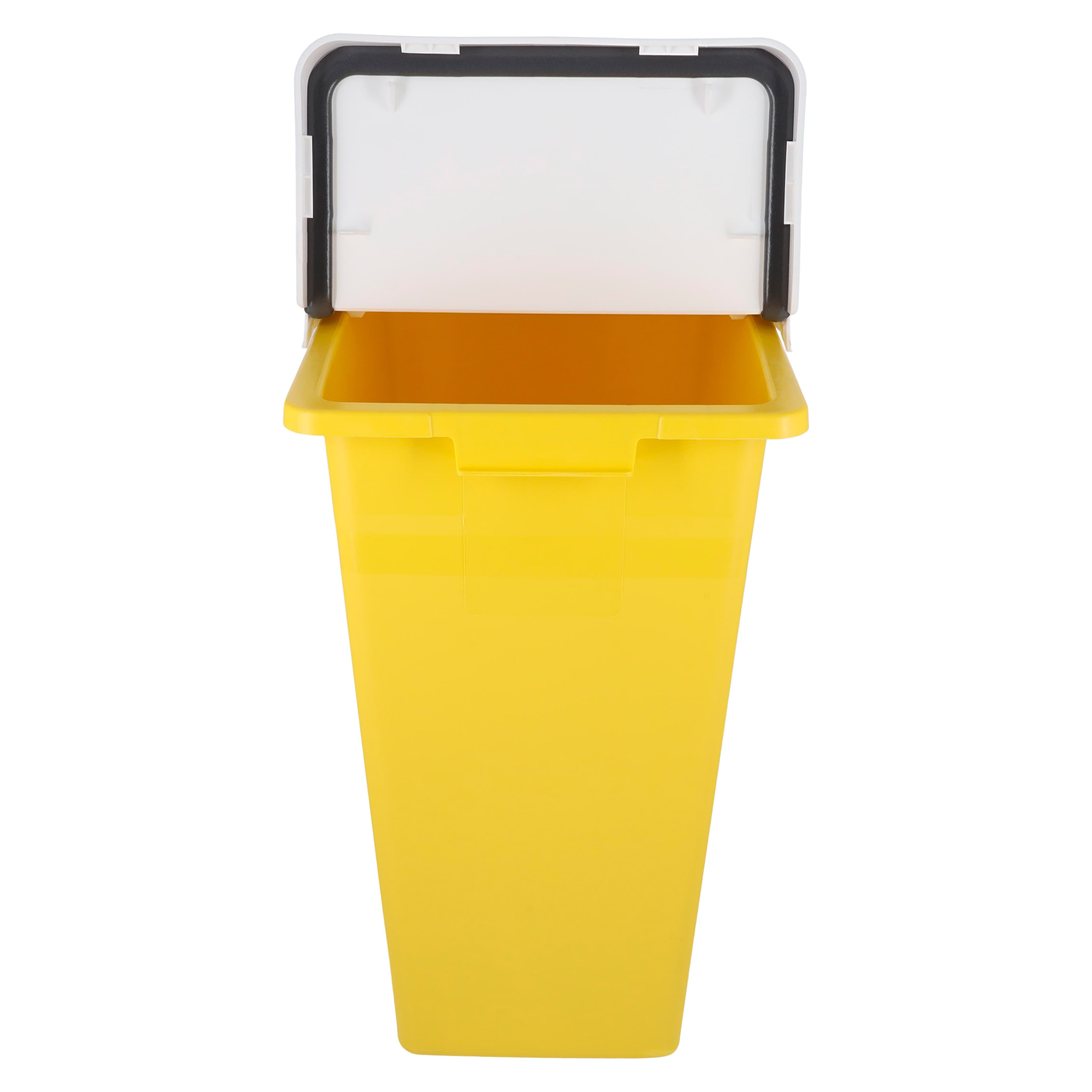 Cardinal Health Chemotherapy Sharps Container, 8 Gallon, Yellow, Hinged Lid, Polypropylene, 11 x 15.5 x 17.75 in thumbnail 3