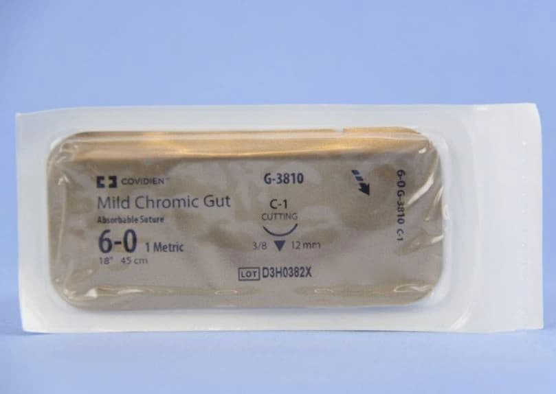 Medtronic Mild Chromic Gut Suture, 6-0, 18", C-1 Precision Reverse Cutting 3/8 Circle Needle 12mm, Undyed, 12/Case - Suture Mild Chromic Gut Ud C1 - Image 1