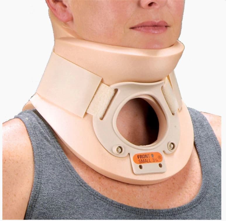 DeRoyal Cervical Collar, Rigid Tracheal Hole, Adult Small, Plastazote Foam, 3.25" x 10-13" - Collr Cerv Rgd Trch Hol 3.25" - Image 1