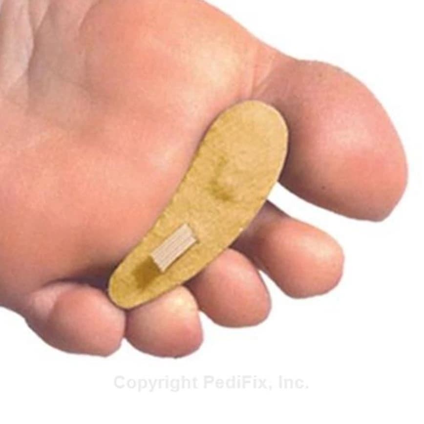 Pedifix FELTastic Cushion Toe for Hammer Toe, Right Foot, Medium, Soft Felt - Cushion Hammer Toe Right - Image 1