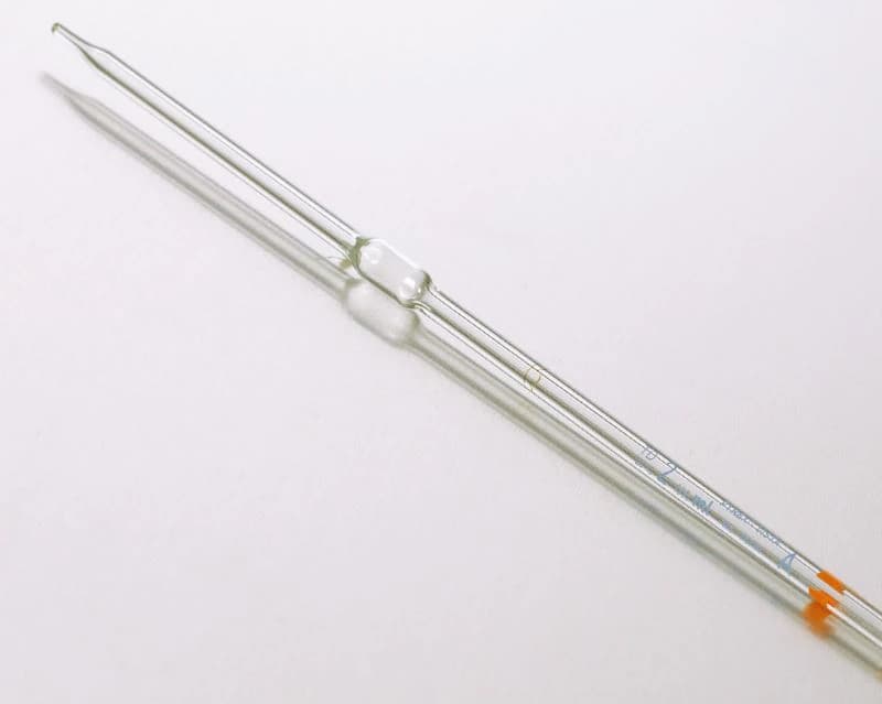 Pyrex Vista Volumetric Pipette, 2 mL, Class A, Color-Coded Orange, Reusable, 12/Case - Pipet Volumetric Pyrex Orange - Image 1