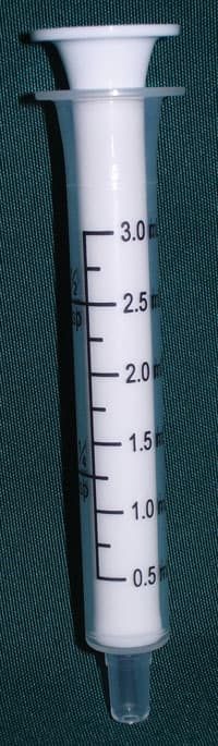 Oral Medication Dispenser Syringe, 3 mL, Plastic, Transparent, Reusable, 100/Package - Oral Medication Dispnsr Syrnge - Image 1