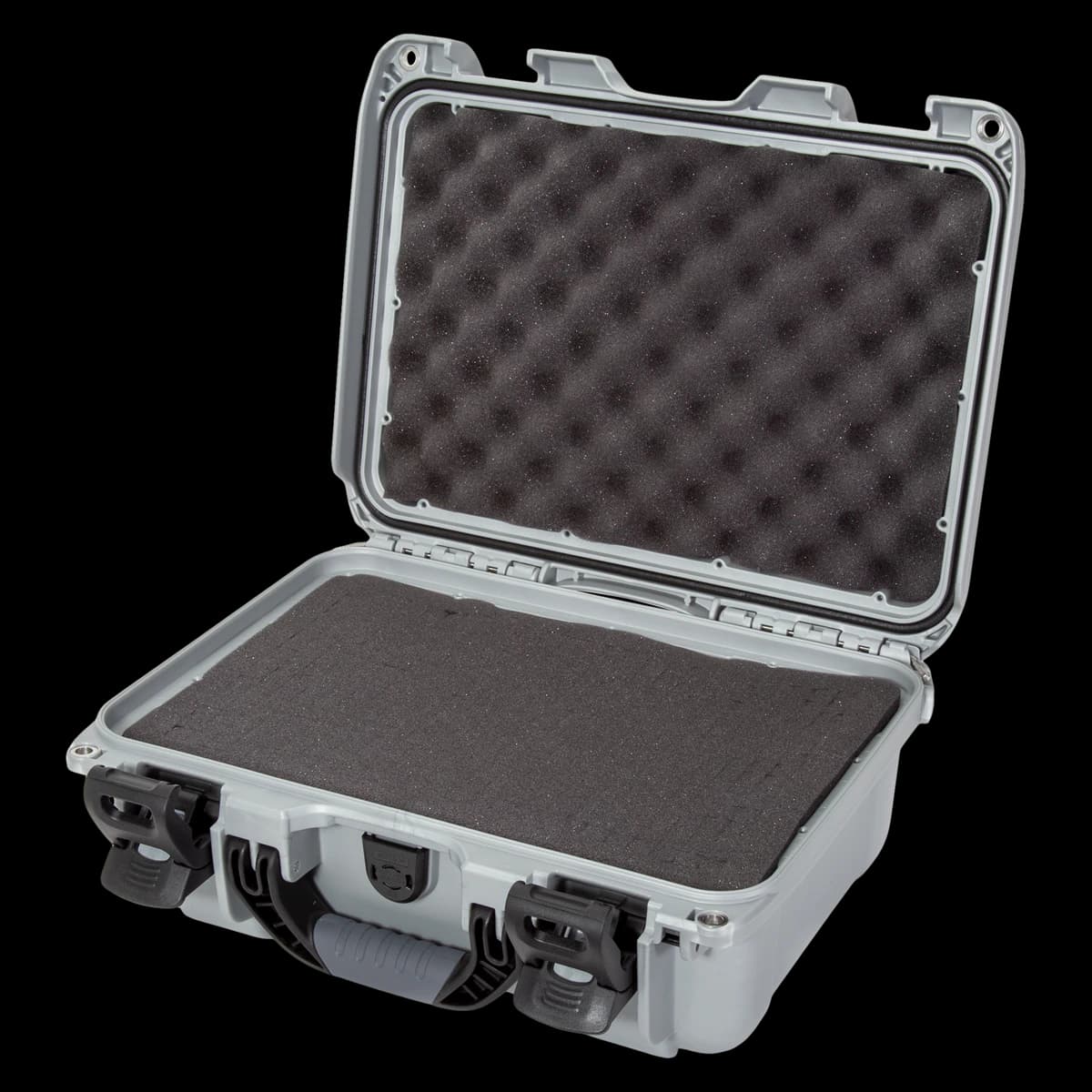 Nanuk 915 Equipment Case with Foam, Silver - Nanuk 915 w/Foam Silver - Image 1