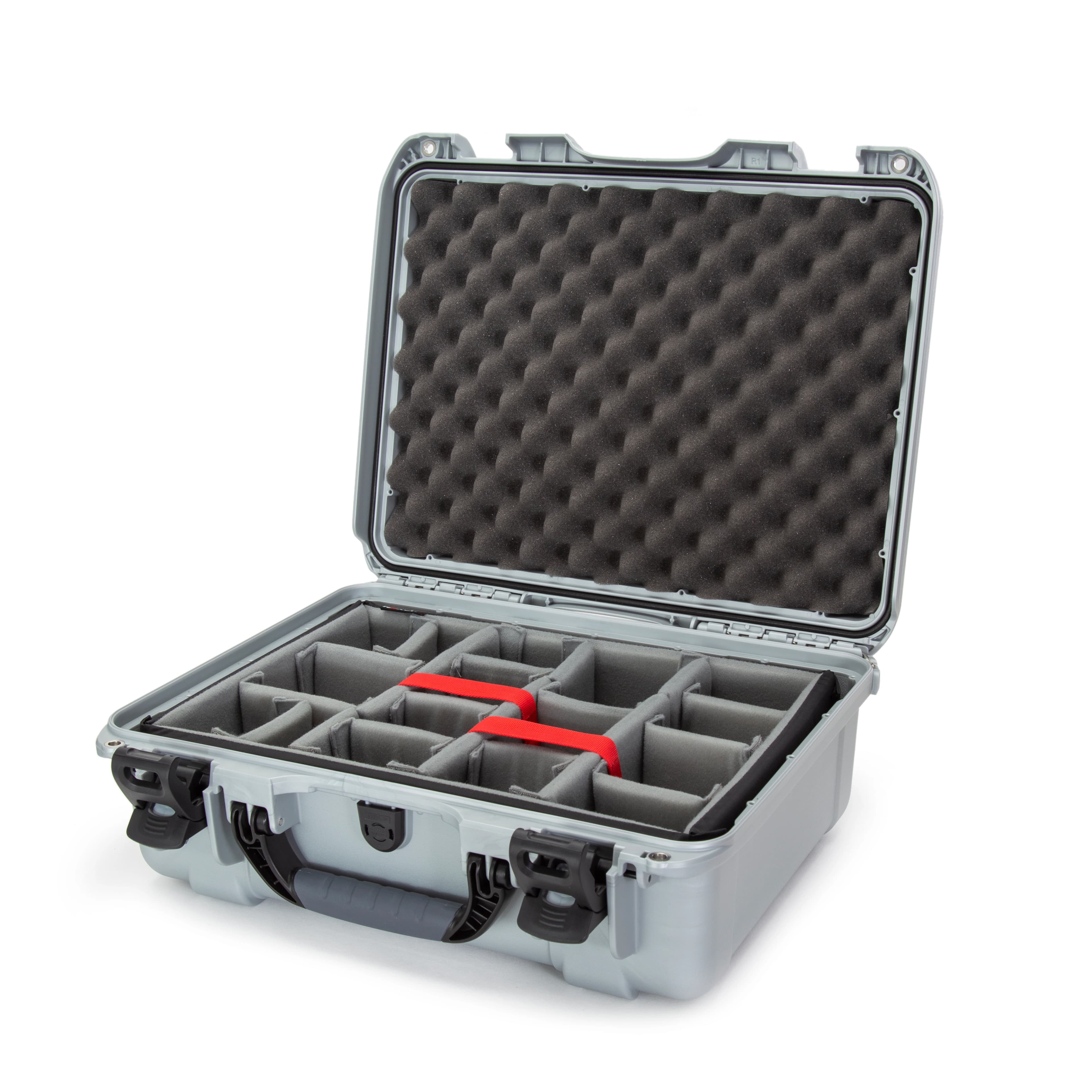 Nanuk 930 Large Hard Case with Padded Divider, Silver - Nanuk 930 w/padded div Silver - Image 1