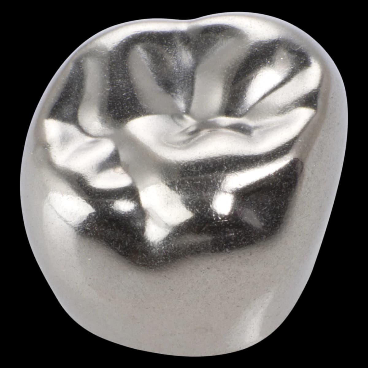 3M™ ESPE™ Stainless Steel Permanent Molar Crown, Size 6LR3, Lower Right First Permanent Molar, Box of 5 - 3M™ ESPE™ SS Crowns Size 6LR3 1st Permanent Molar Box of 5 - Image 1