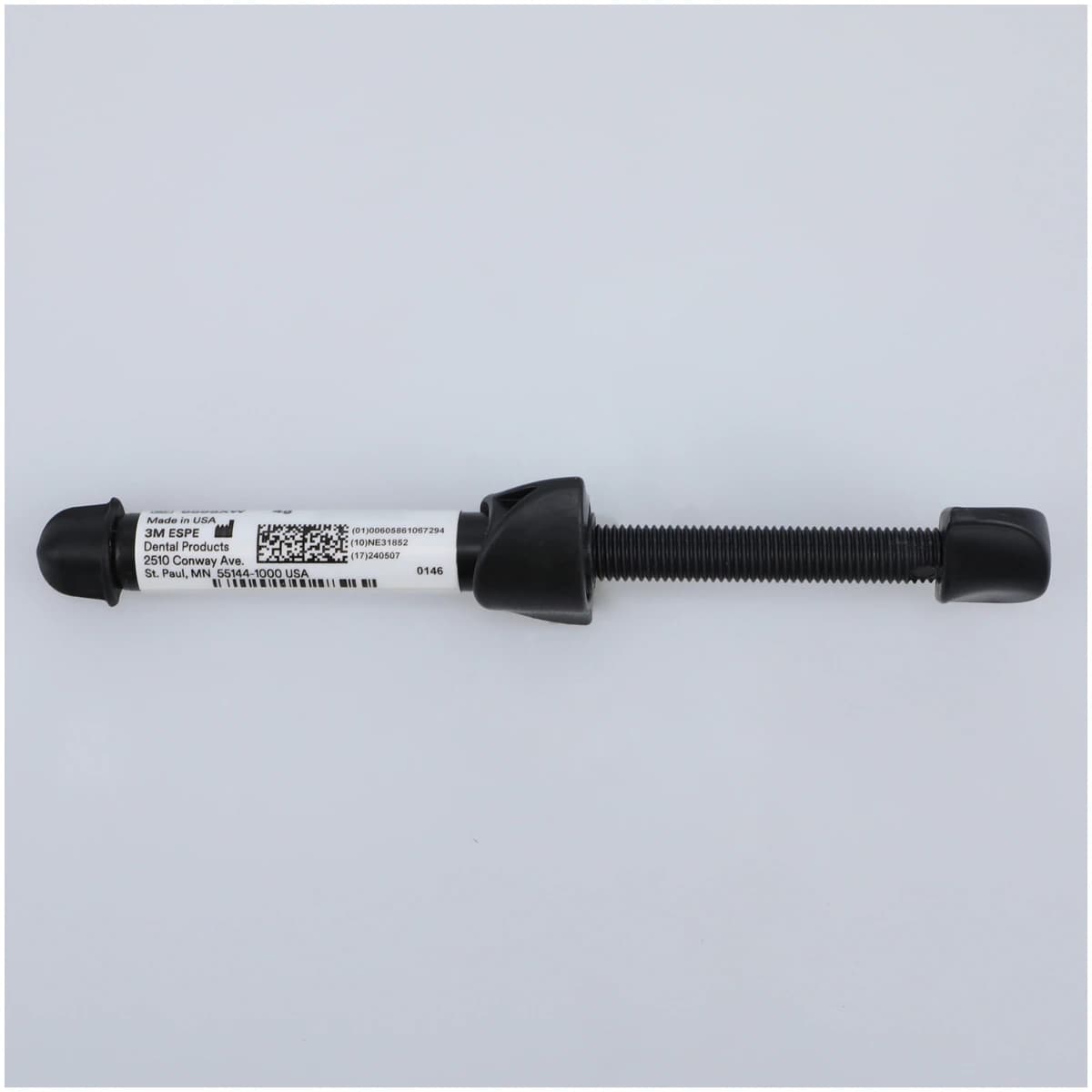 3M (Solventum) Filtek Universal Restorative Syringe Refill, Extra White (XW), 4 g, 1/Pk, 6555XW thumbnail 2