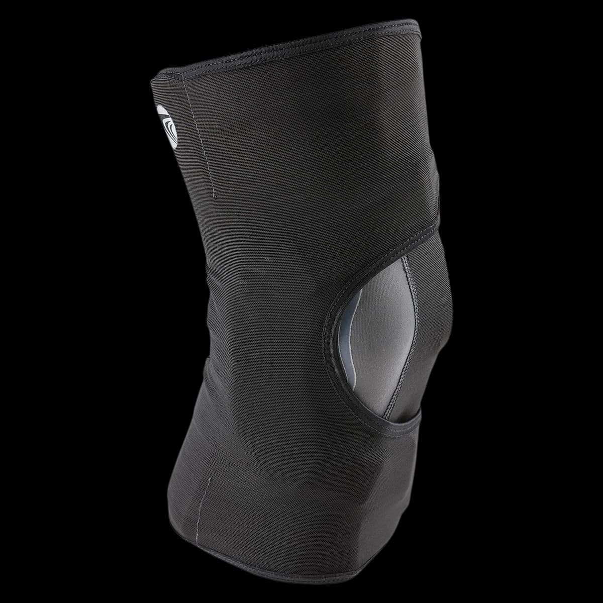 Breg FreeRunner Knee Brace, Left, Medium, Fabric, 16.5-18" - Brace Freerunner Left - Image 1