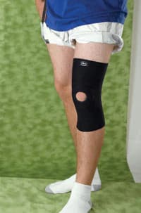 Medline Neoprene Knee Support Sleeve, Adult X-Large, 16-18", Left/Right - Support Knee Neoprene W/Bttrss - Image 1