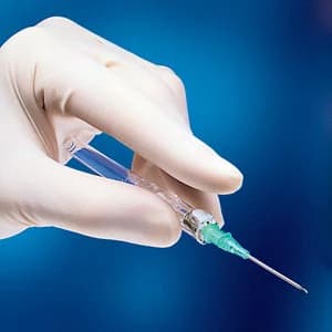 Becton-Dickinson Insyte Autoguard IV Catheter, 24 Gauge, 3/4" Notched Needle, Yellow, Shielded with Wings, Sterile, Each thumbnail 2