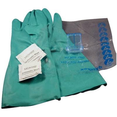 CPR Pocket Microshield Kit with Nitrile Gloves and Antiseptic Towelettes, 1/Kit thumbnail 4