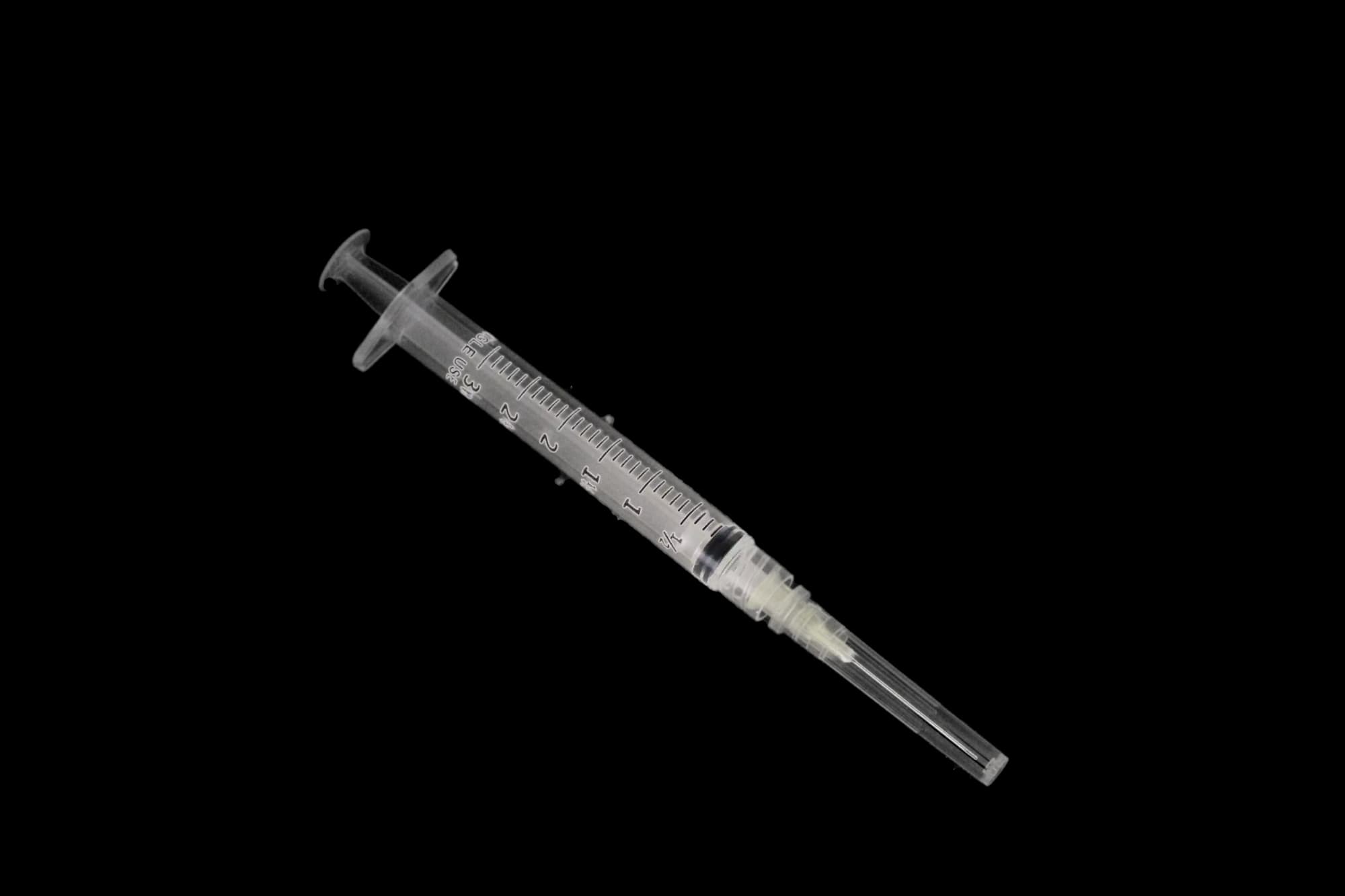 Endo Irrigation Needles with Syringes, Half Cut, 27 Gauge, Yellow, 100/Pk, 107114 thumbnail 2