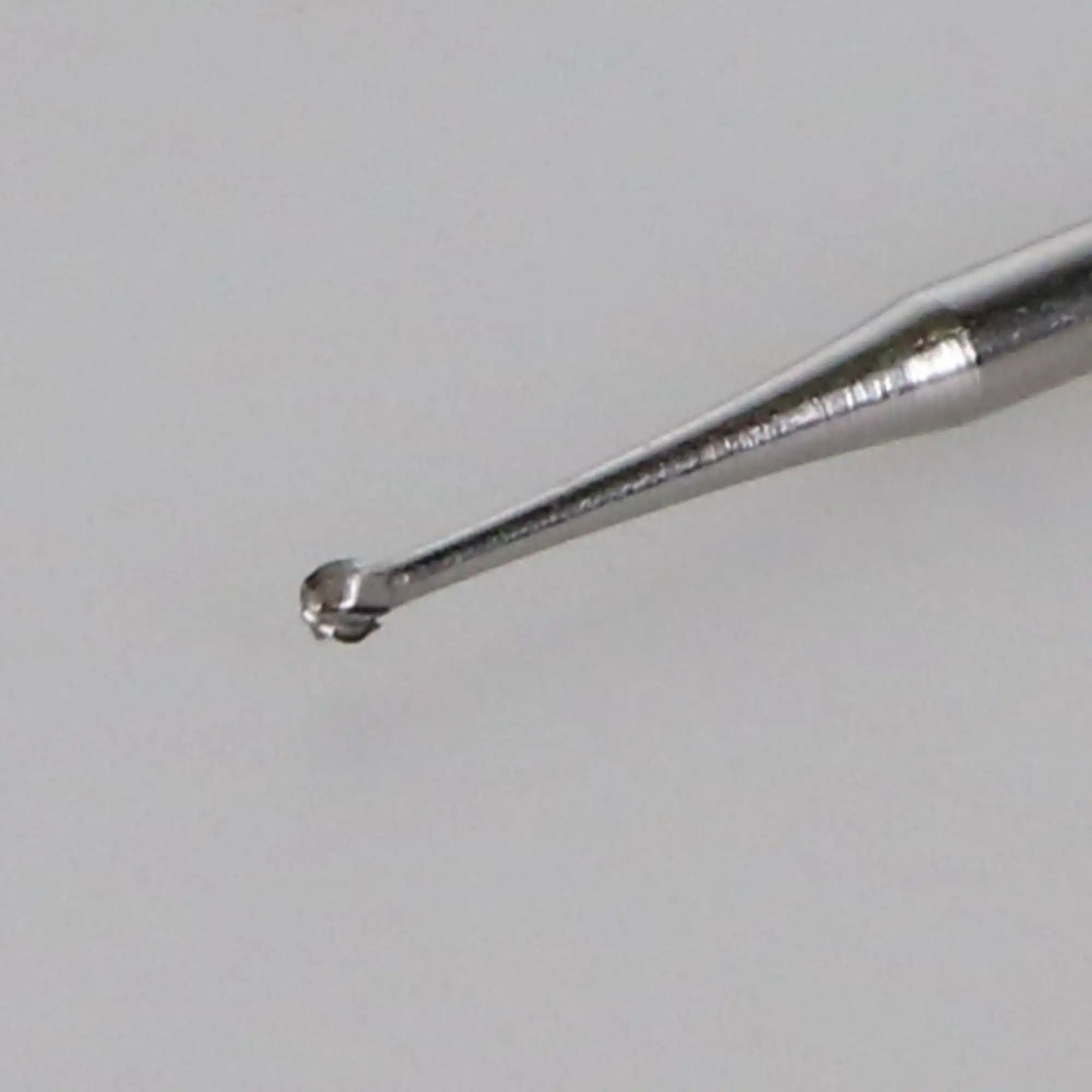 SS White Standard Operative Carbide Bur, HP, Round, #4, 1.4 mm Diameter, 10/Pk, 14832 thumbnail 2