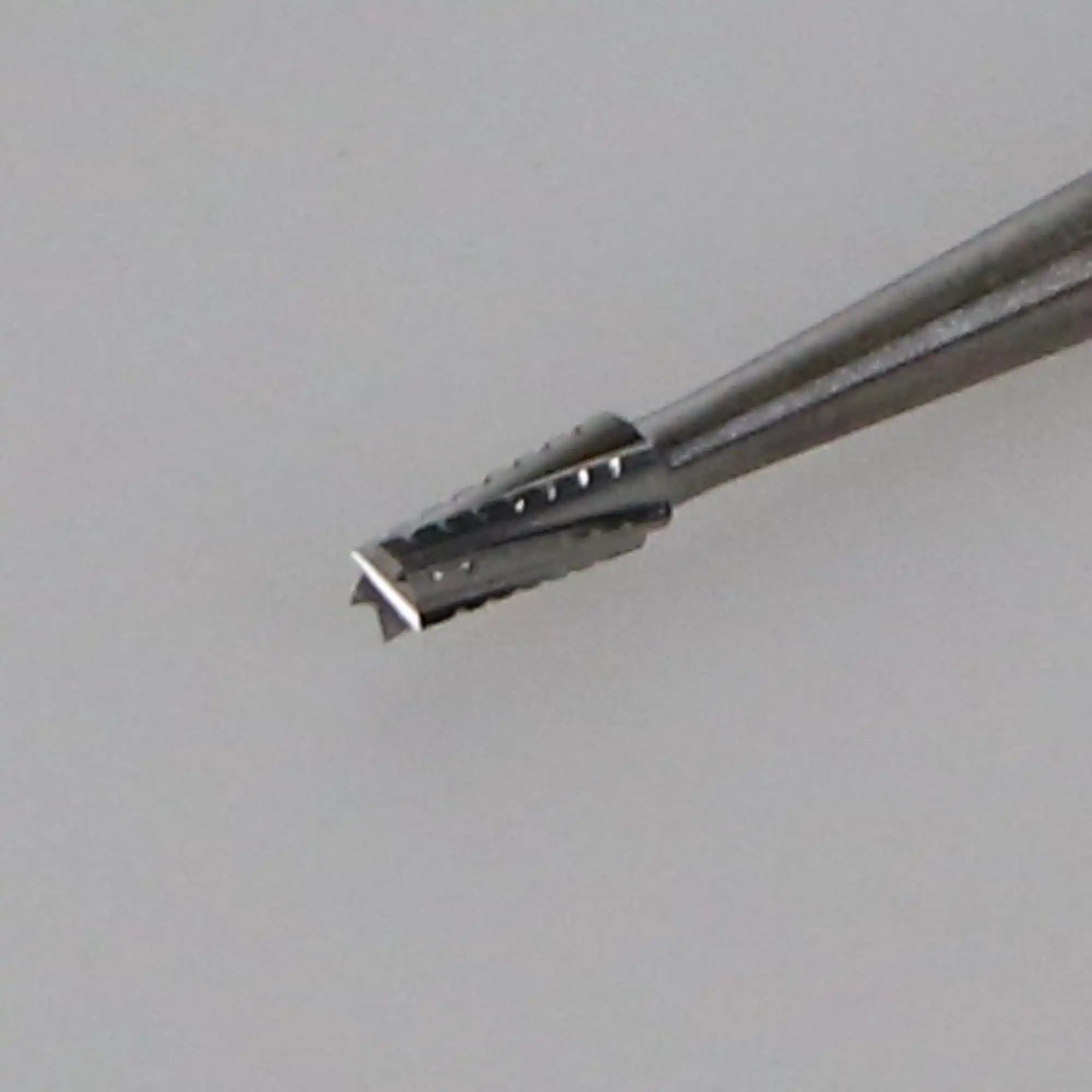 SS White #703 Carbide Bur, HP, Tapered Fissure Flat End Crosscut, 2.1 mm Diameter, 5.0 mm Length, 10/Pk, 14892 thumbnail 2