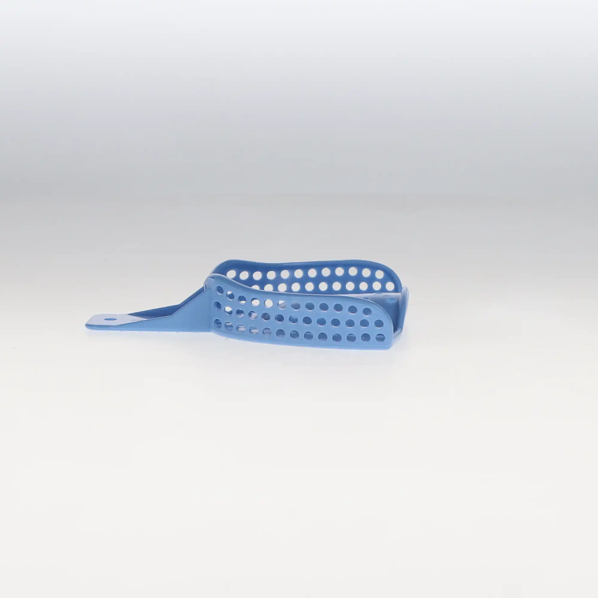 Plasdent Excellent II Disposable Impression Trays, Perforated, Size 1, Large Upper Arch, Baby Blue, 12/Pk, IT2-LU thumbnail 2