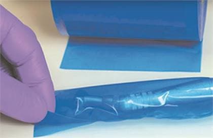 Crosstex Finger Lift Edge Barrier Film, 4" x 6", Clear, 1200 Sheets/Roll, BFCL thumbnail 12