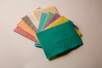 Tidi Products Choice Patient Bib, 2-Ply Tissue with Poly-Back, Waffle-Embossed, 13" x 18", Green, 500/Case, 917462 thumbnail 7