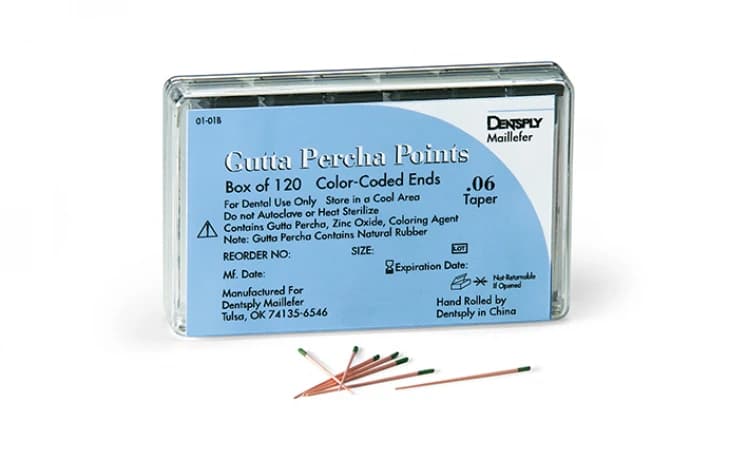 Dentsply Maillefer Gutta Percha Points, ISO #35, .02 Taper, 30mm, Green, 120/Box (6 Vials of 20), 670932 - Gutta Percha Points 120/Pk #35 - Image 1