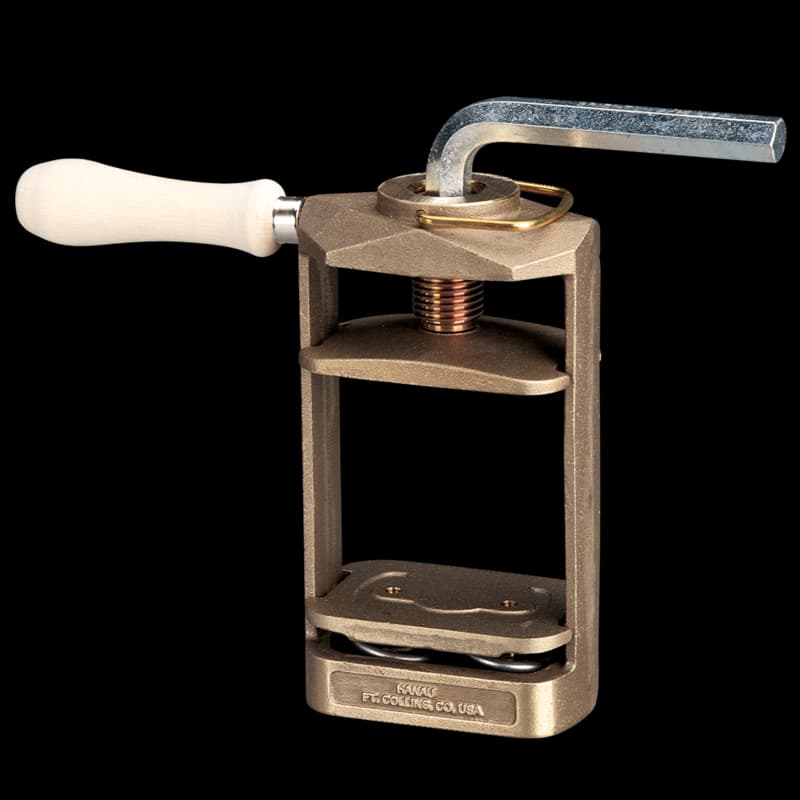 Whip Mix Flask Compress #2, 2 Flask Capacity - Flask Compress - Image 1