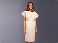 Henry Schein Exam Gown, 3-Ply Tissue, Plastic Ties, Medium/Large, 30" x 42", Mauve, Disposable, 50/Case