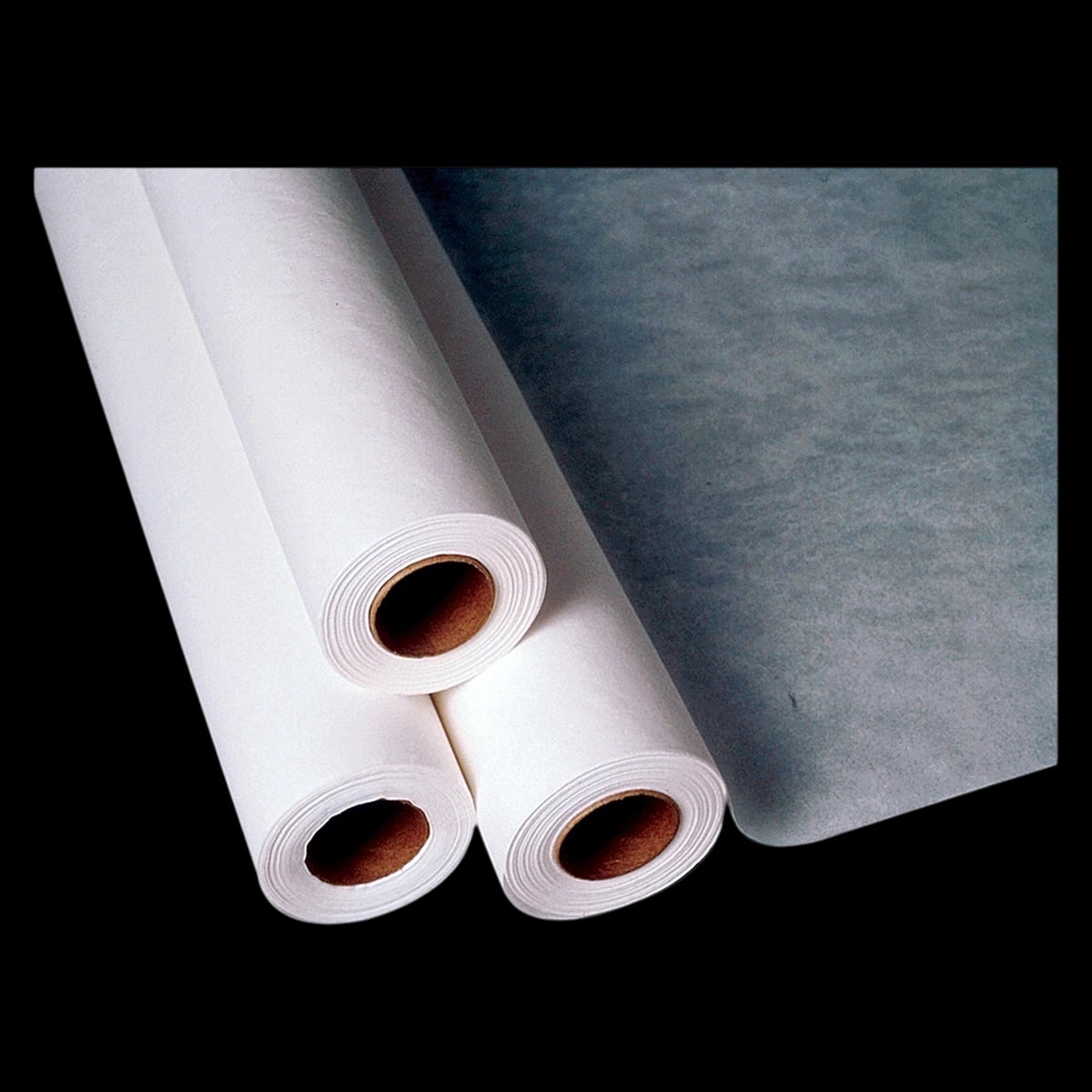 Henry Schein Exam Table Paper, Crepe, Standard, White, Non-Sterile, 18 in x 125 Feet, 12/Case