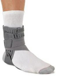 Ossur Rebound Ankle Stabilizer Brace with Strap, Small (Men 6-7.5 / Women 7.5-9), Right