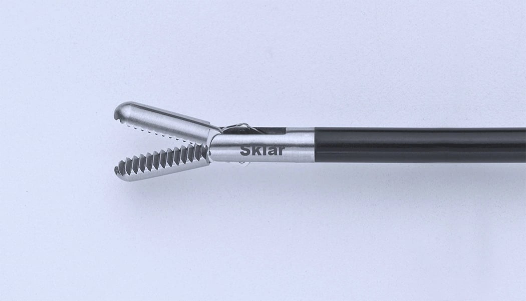 Sklartech 5000 Grasping Forcep, Standard Grasp, 33cm, Stainless Steel, 01KT0J0ADSA6TE4YV6HHF7TFJD