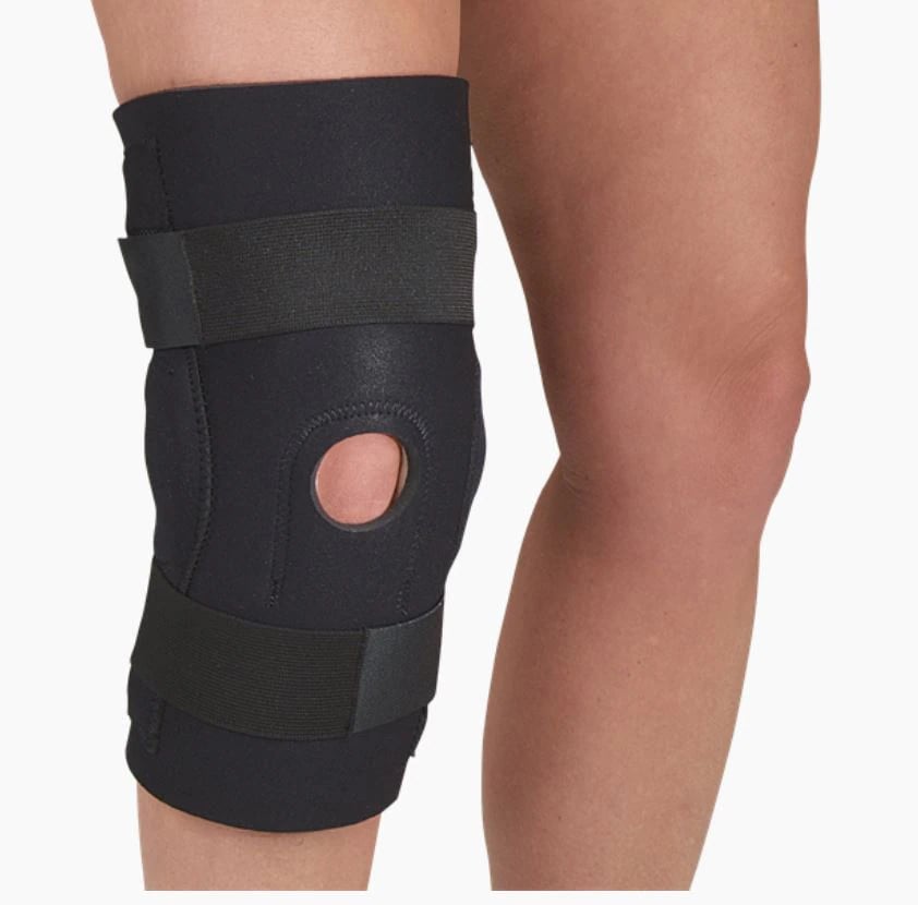 DeRoyal Compression Support Knee, Neoprene, Adult Small, 13-14", Black