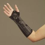 DeRoyal Wrist/Forearm Foam Splint, Left, Medium, 11"