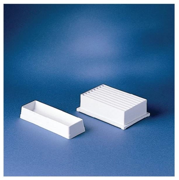 Thermo Scientific Reagent Reservoir, Polystyrene, White, 25mL, with Divider, Non-Sterile, 100/Case