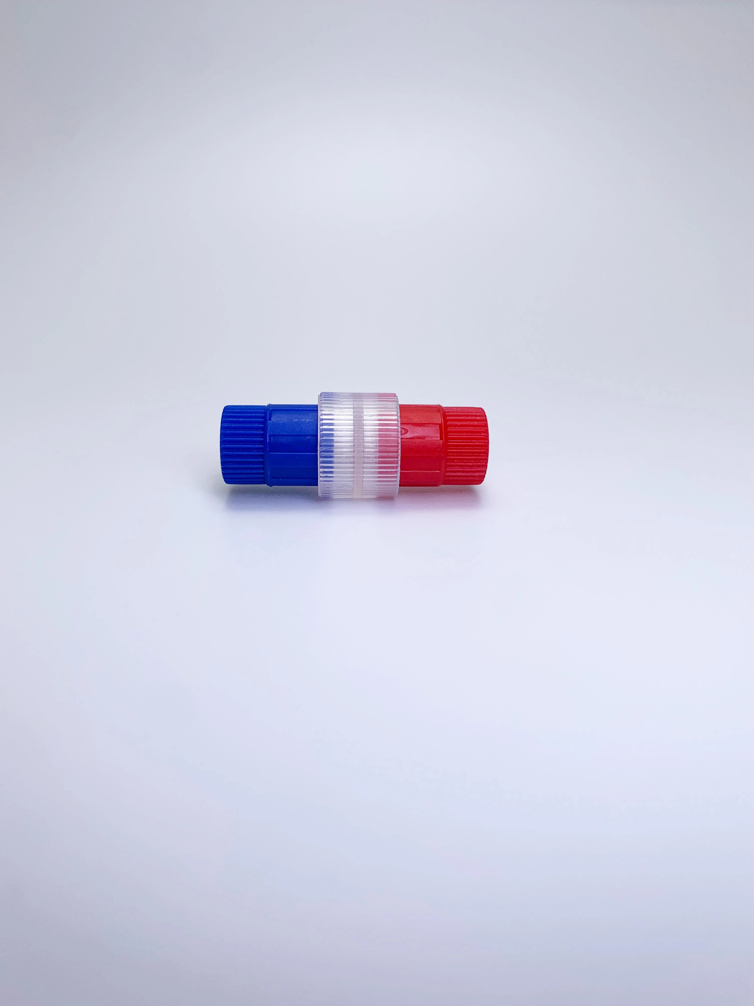 Molded Products Set Cap, Non-Injection Luer Lock, Sterile, Non-Pyrogenic, 100/Bag