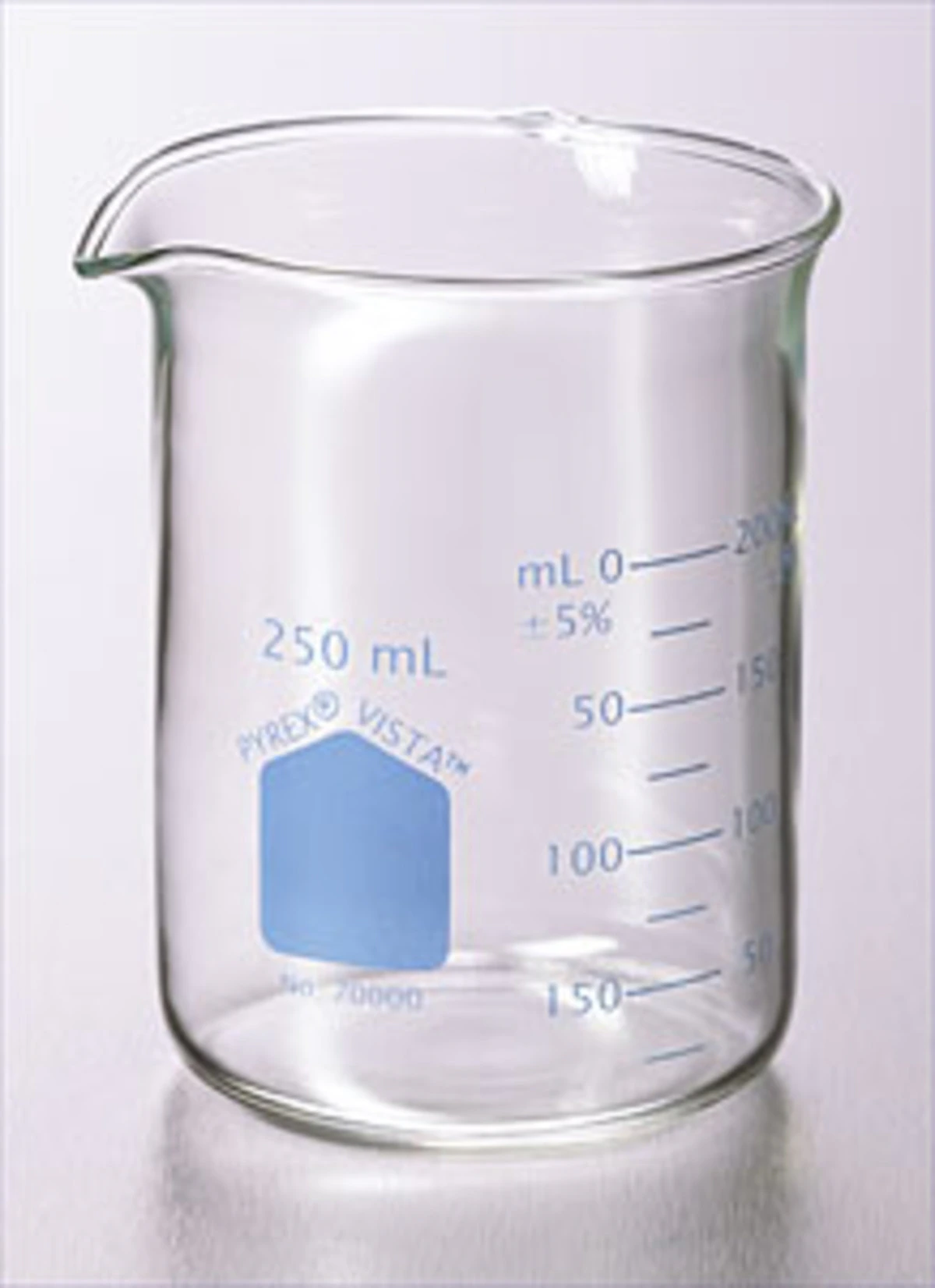 Pyrex Vista Griffin Low Form Beaker, Borosilicate Glass, 600mL, Graduated 50-500mL, with Spout, 12/Case