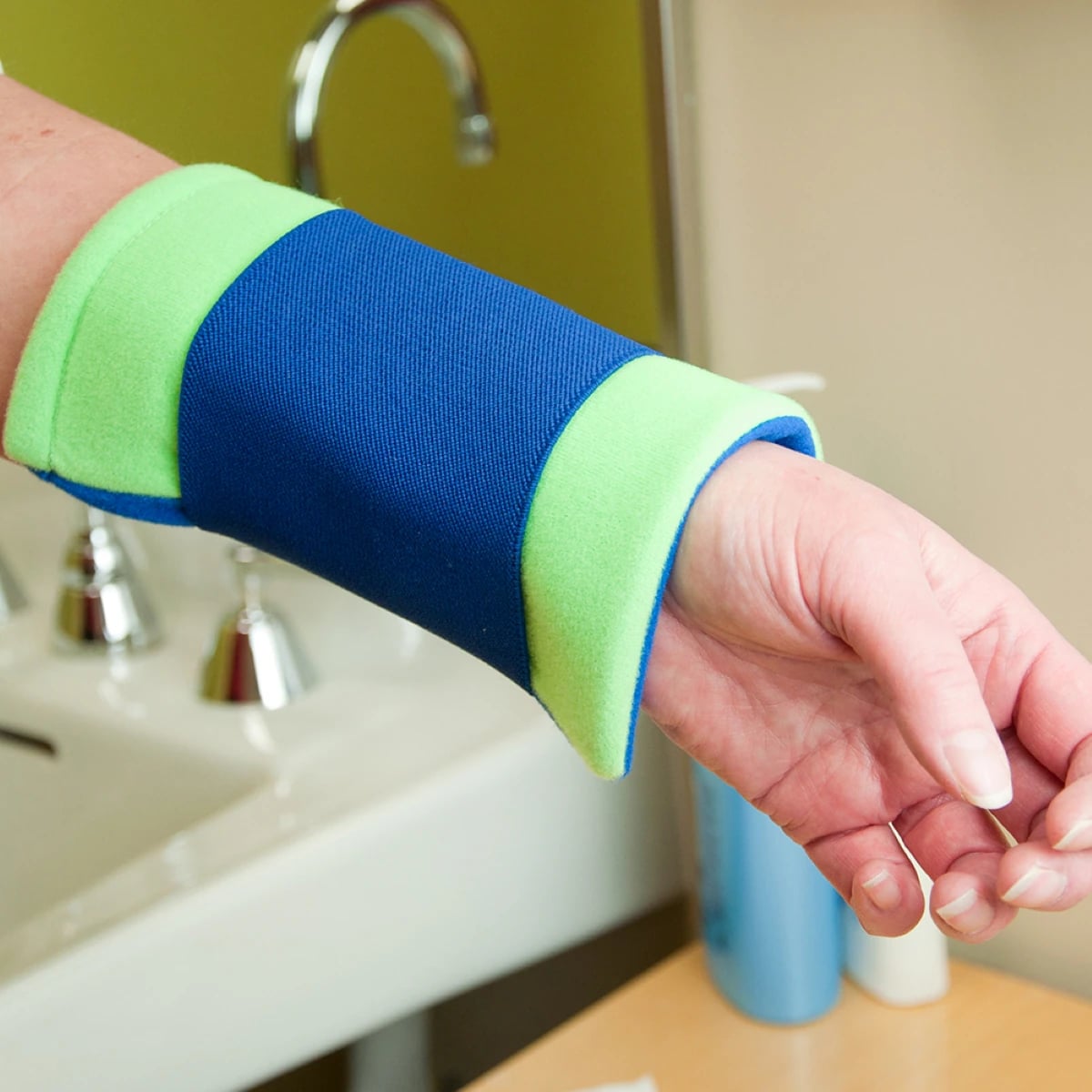 Polar Ice Quick Wrap Universal Ice Pack, 9"